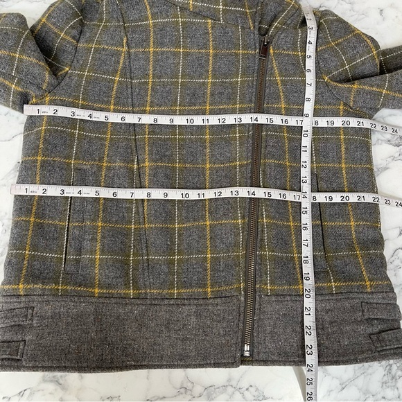 Banana Republic Women’s Faux Fur Plaid Moto Jacket Coat Wool Blend Gray Yellow M - Picture 14 of 16